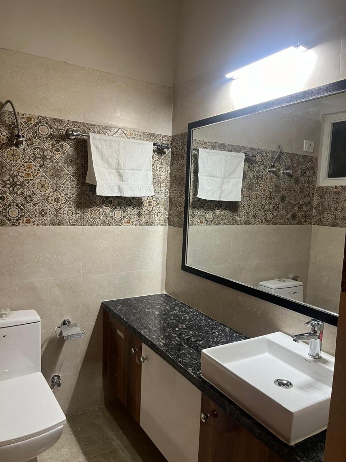 Studio Apartment In Greater Noida Zewnętrze zdjęcie